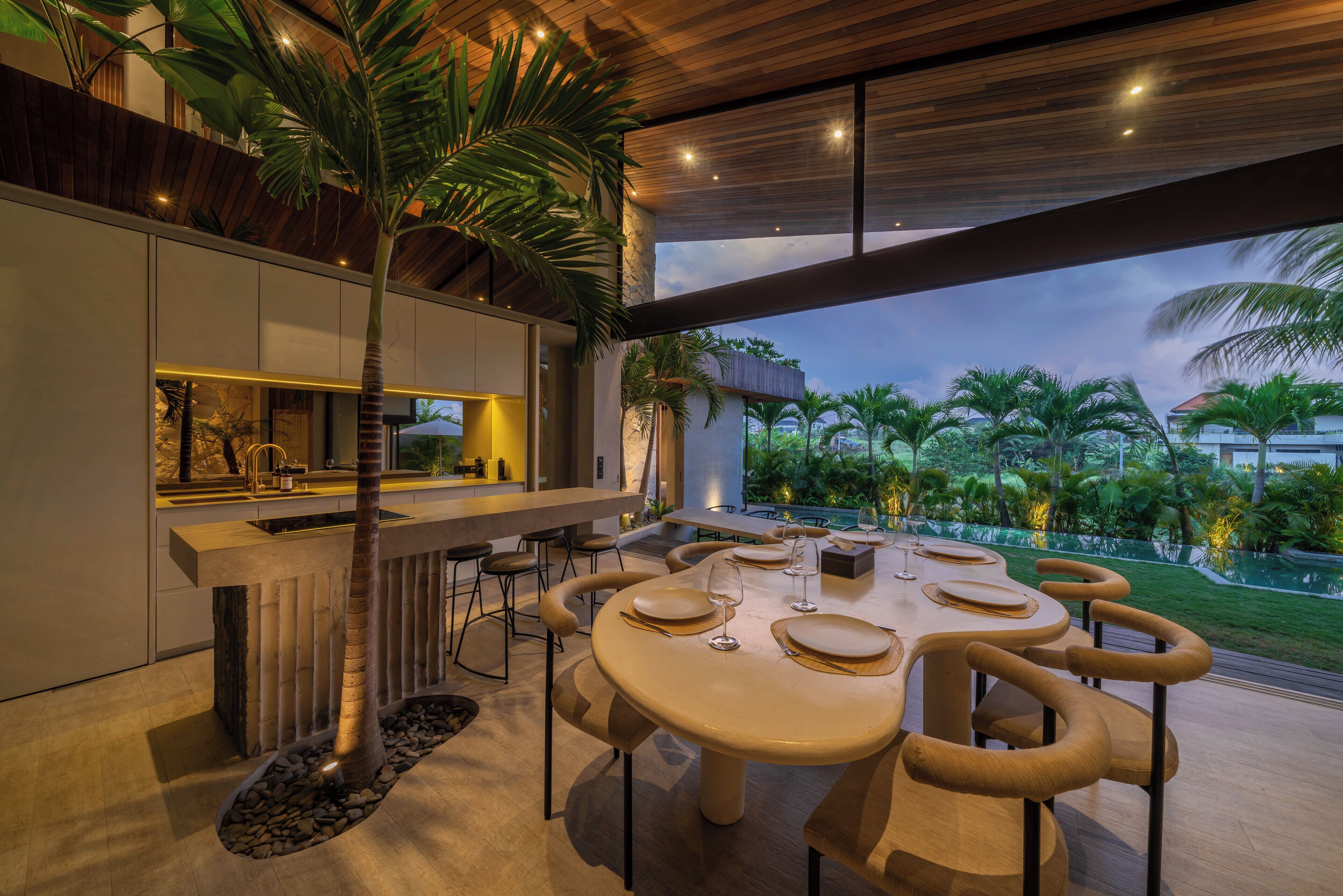 디럭스 빌라, 수영장 전망 | 다이닝룸