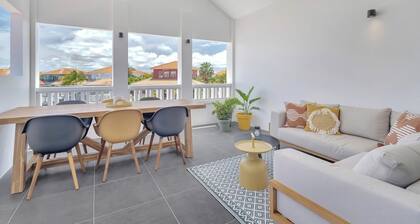 Modern 2BR Waterfront Apartment - Prime Location & Stunning View