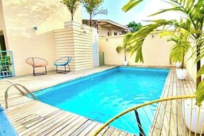 Pool - African Home Savane studio  (Douala)