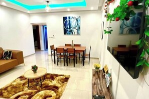 Interior - African Home Savane studio  (Douala)