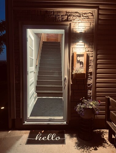 Modern Charm near Notre Dame