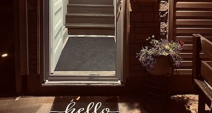 Modern Charm near Notre Dame