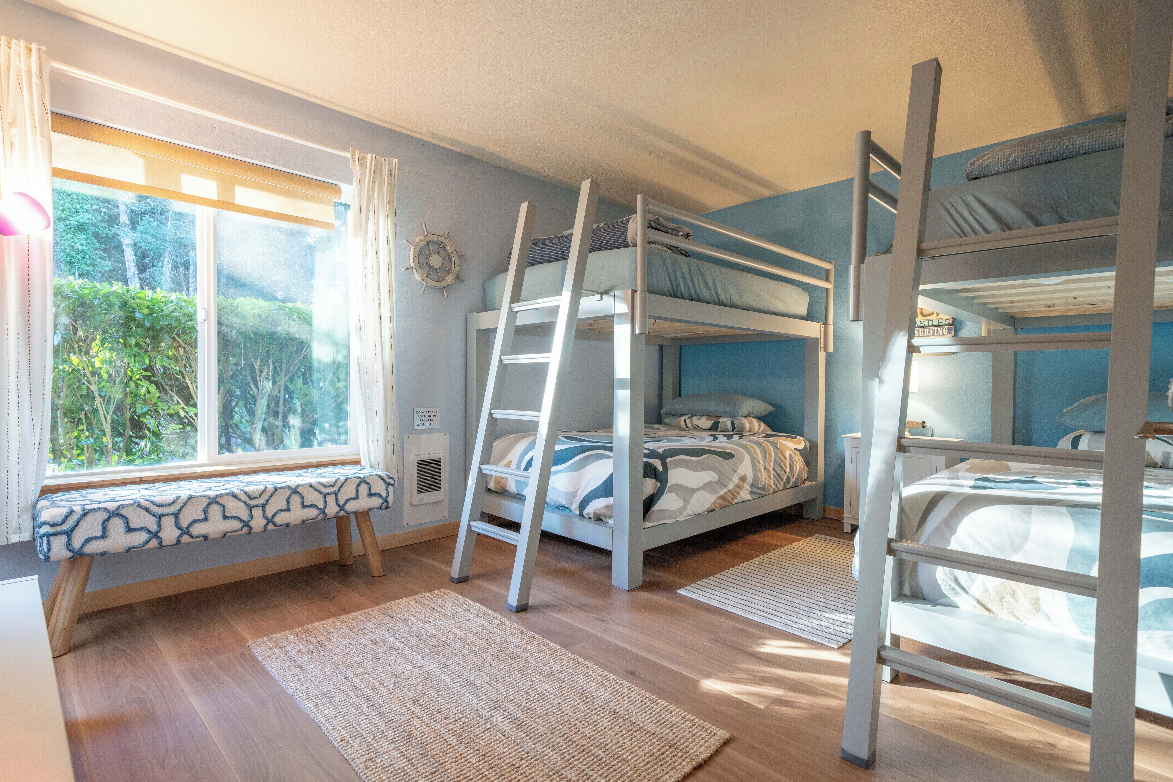 3 bedrooms, iron/ironing board, travel cot, free WiFi