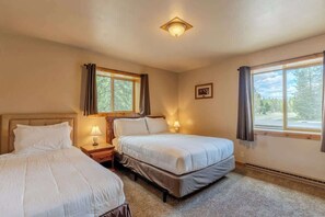 3 Schlafzimmer, Bügeleisen/Bügelbrett, WLAN, Bettwäsche