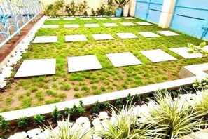 Property grounds - African Home VIP 2. Studio Piscine (Douala)