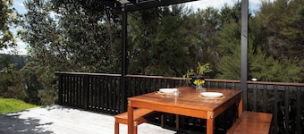 Eagle Heights Glamping Cabin