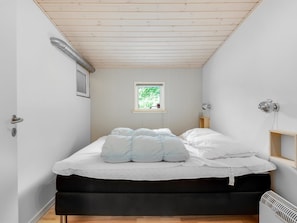 2 bedrooms, internet