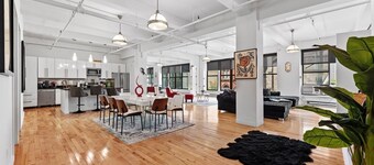 Stunning 3-Bedroom Luxury Loft in the Heart of Chelsea, Manhattan