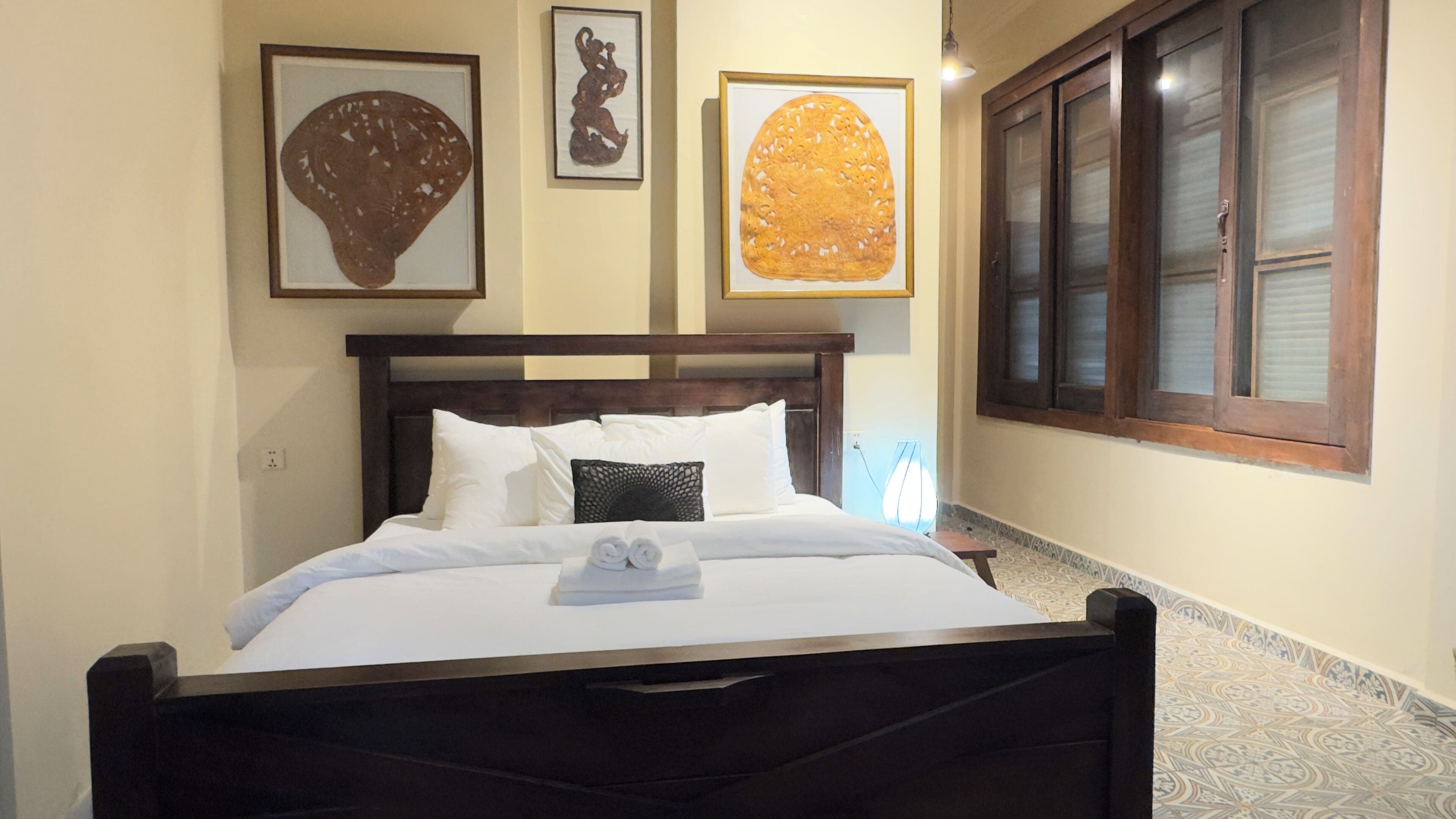 Family Room, 2 Bedrooms, Non Smoking, City View | Desk, laptop workspace, soundproofing, free WiFi