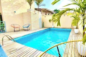 Pool - African Home VIP senior studio (Douala)