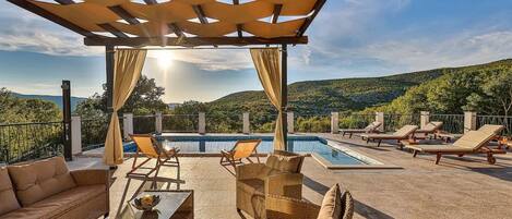 Villa (Three Bedroom Villa with Pool) | Piscine extérieure