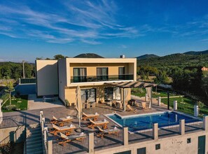 Villa (Three Bedroom Villa with Pool) | Luchtfoto