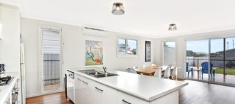 SA Holiday House Dunes Views on Simpson