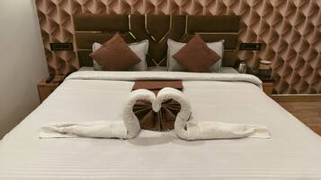 Deluxe Double Room | Free WiFi