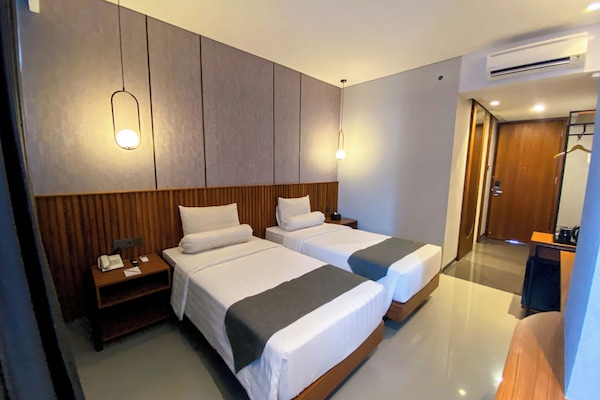 Kamar Twin Deluks | Meja kerja, Wi-Fi gratis, dan seprai linen