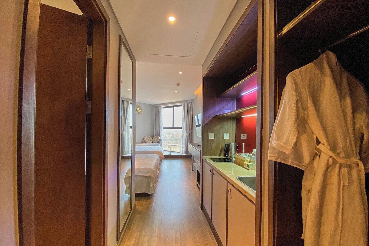 Club-Doppelzimmer, 1 Schlafzimmer | 2 Schlafzimmer, Betten mit Memory-Foam-Matratzen, Zimmersafe