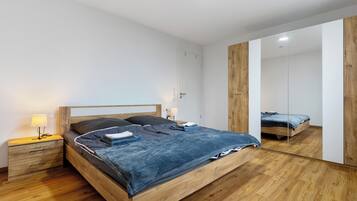 1 bedroom, free WiFi, bed sheets