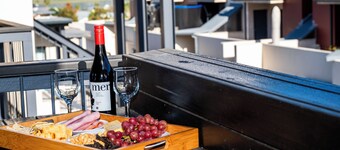 Oyster Lagoon Villa - Luxurious 2 Bed Apartment