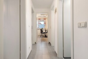 Interior - Apartment 'Aufm Weinberg 1' with Wi-Fi (Schwandorf)