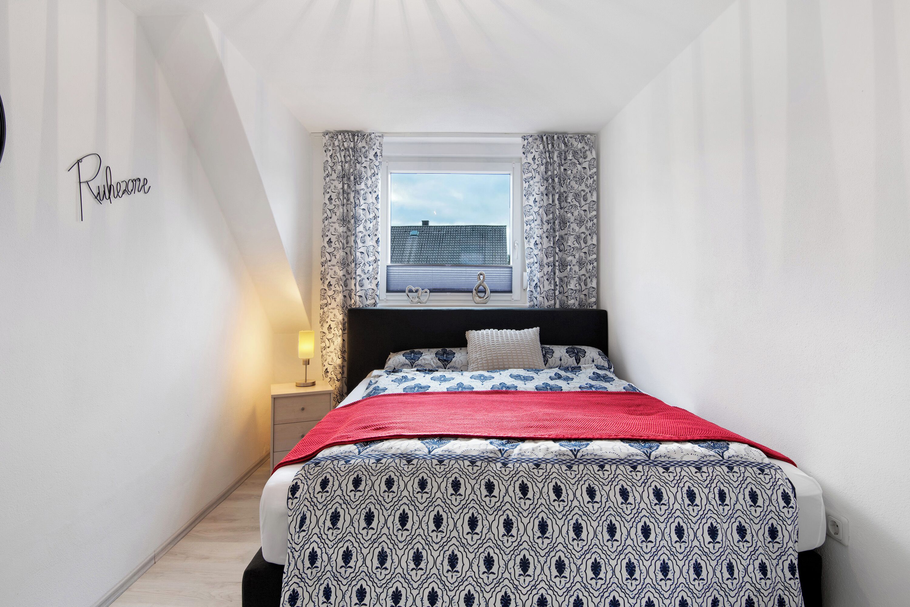 1 chambre, fer et planche à repasser, Wi-Fi gratuit, draps fournis