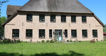 Holiday Home 'Backhaus' with Private Terrace and Private Garden