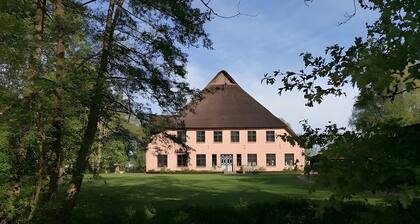 Ferienhaus 'Gänsehaus' mit privater Terrasse und privatem Garten