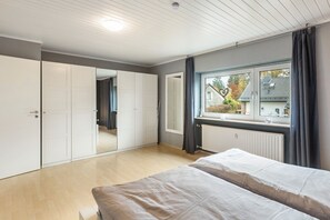 2 makuuhuonetta, ilmainen Wi-Fi, vuodevaatteet