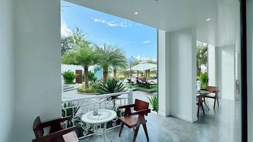 Pemandangan dari properti