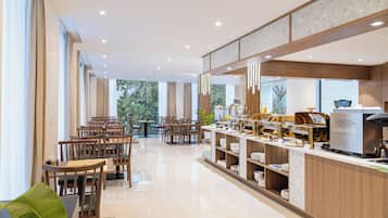 Tägliches inbegriffenes Frühstücksbuffet