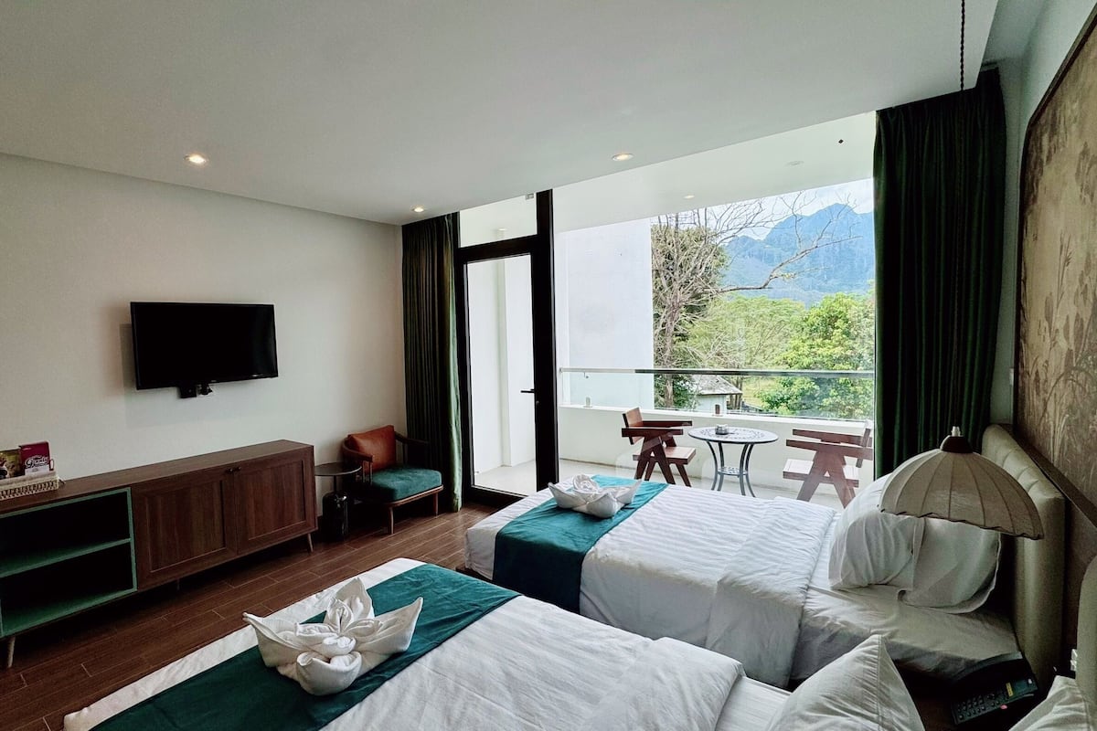 Deluxe Twin Room, Balcony, Mountain View