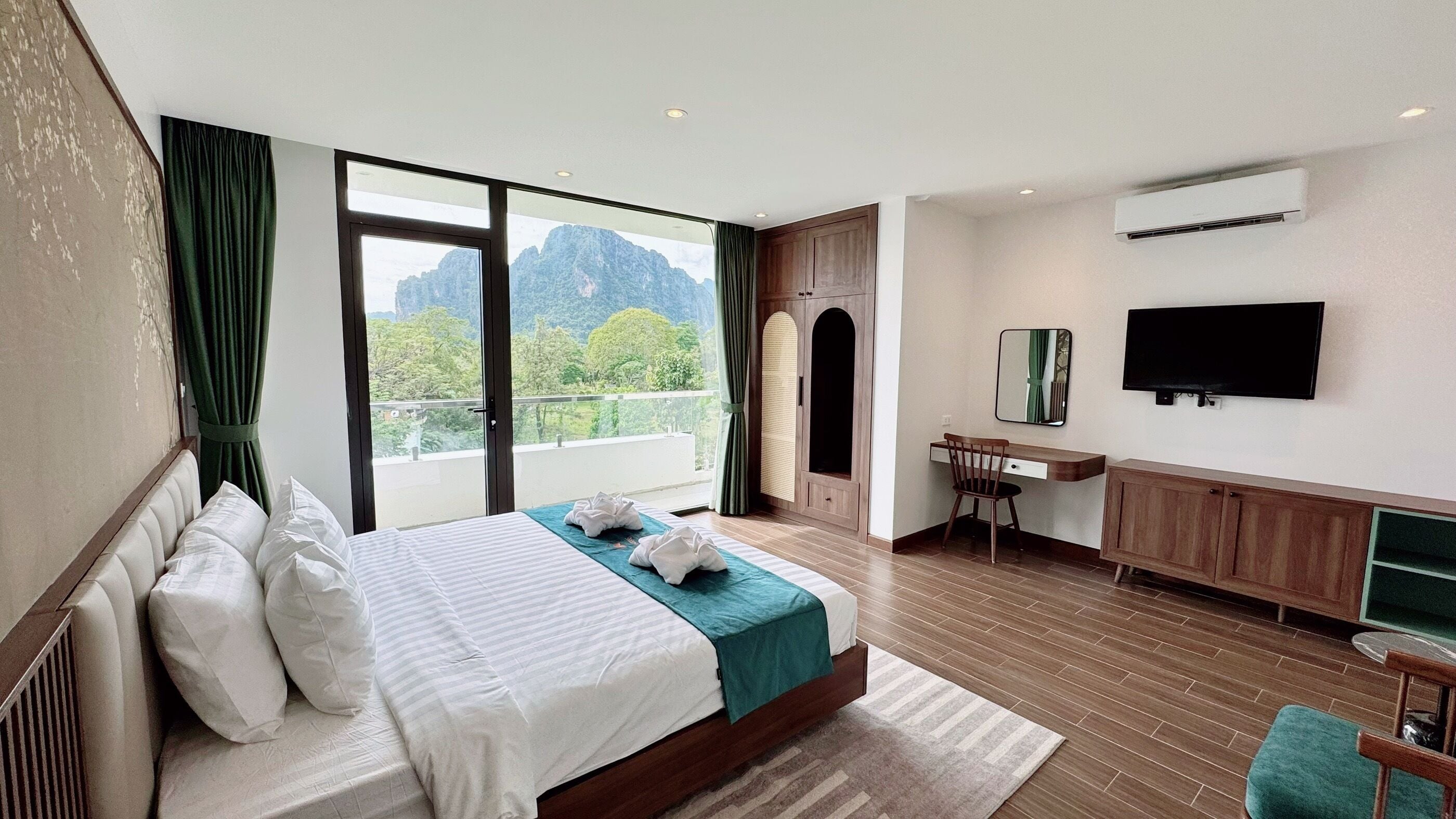 Familienzimmer, Mehrere Betten, Balkon, Bergblick