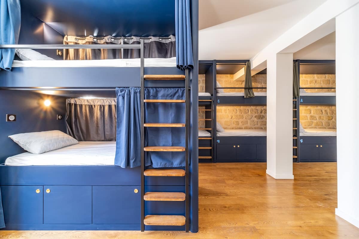 Dormitorio condiviso, dormitorio misto, non fumatori | 1 camera, tende oscuranti, insonorizzazione, Wi-Fi gratuito