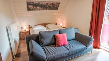 2 Schlafzimmer, Reisekinderbett, kostenloses WLAN