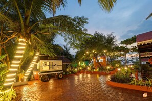Front of property - Timber Tide Beach Cottages By Green Concept (Candolim)