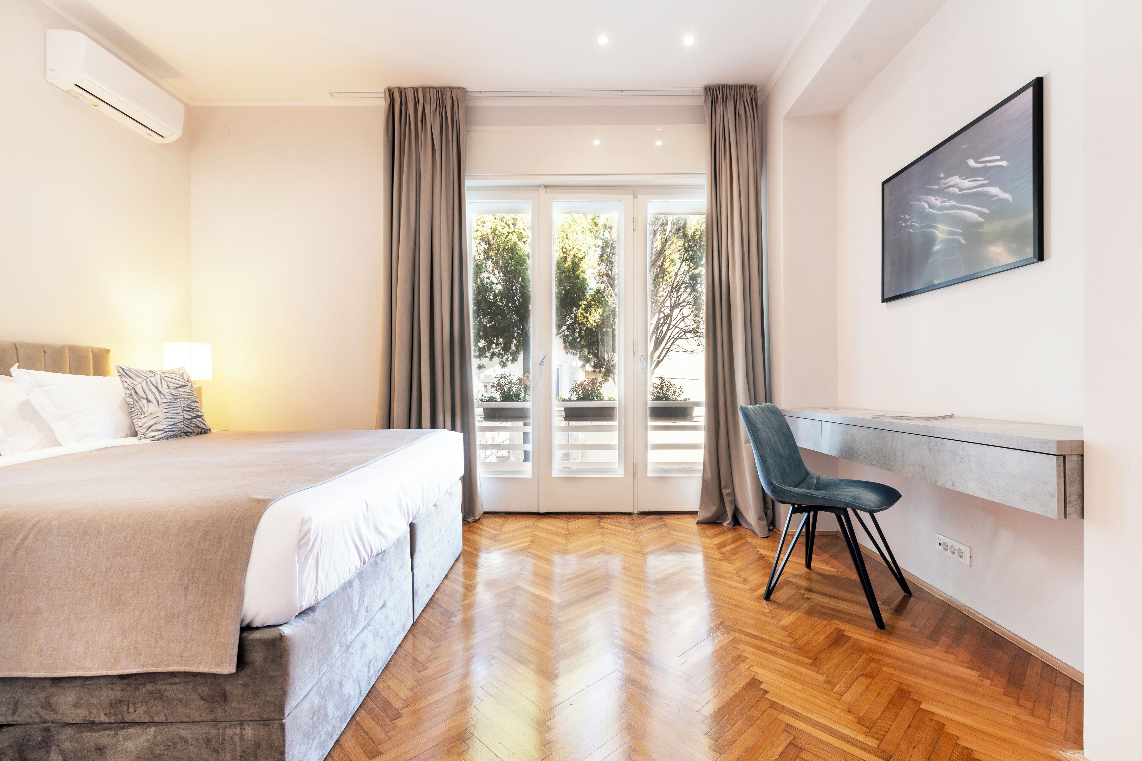 Deluxe-Apartment, Nichtraucher | 2 Schlafzimmer, Bügeleisen/Bügelbrett, kostenloses WLAN