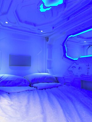 In-room safe, free WiFi - Capsule hostel Floor -1 Self Check in (Warsaw)