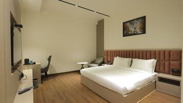 Deluxe Double Room | Premium bedding, minibar, desk, laptop workspace