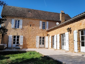 Extérieur