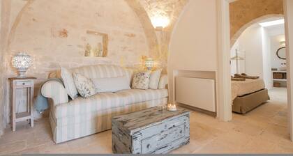 TD Trulli Perla Bianca Trulli With Pool Vineyards