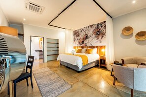 Deluxe Double or Twin Room | Premium bedding, free WiFi, bed sheets - Kabakwe Guest Lodge (Victoria Falls)