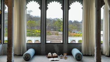 Desk, laptop workspace, soundproofing, iron/ironing board