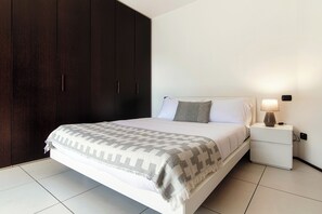Apartment, Lake View | 1 bedroom, down comforters, iron/ironing board, free WiFi - Darsena Lake View (Brienno)