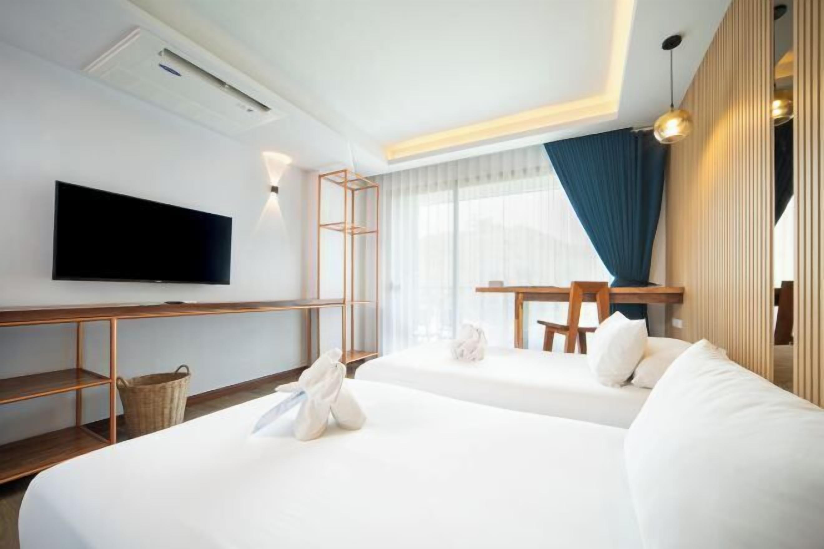 Coffres-forts dans les chambres, bureau, Wi-Fi gratuit, draps fournis