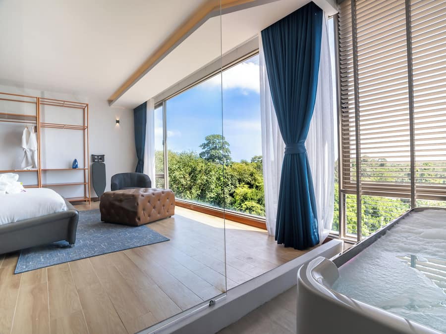 In-room safe, desk, free WiFi, bed sheets