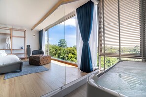 Executive Suite | Caja fuerte, escritorio, wifi gratis y ropa de cama