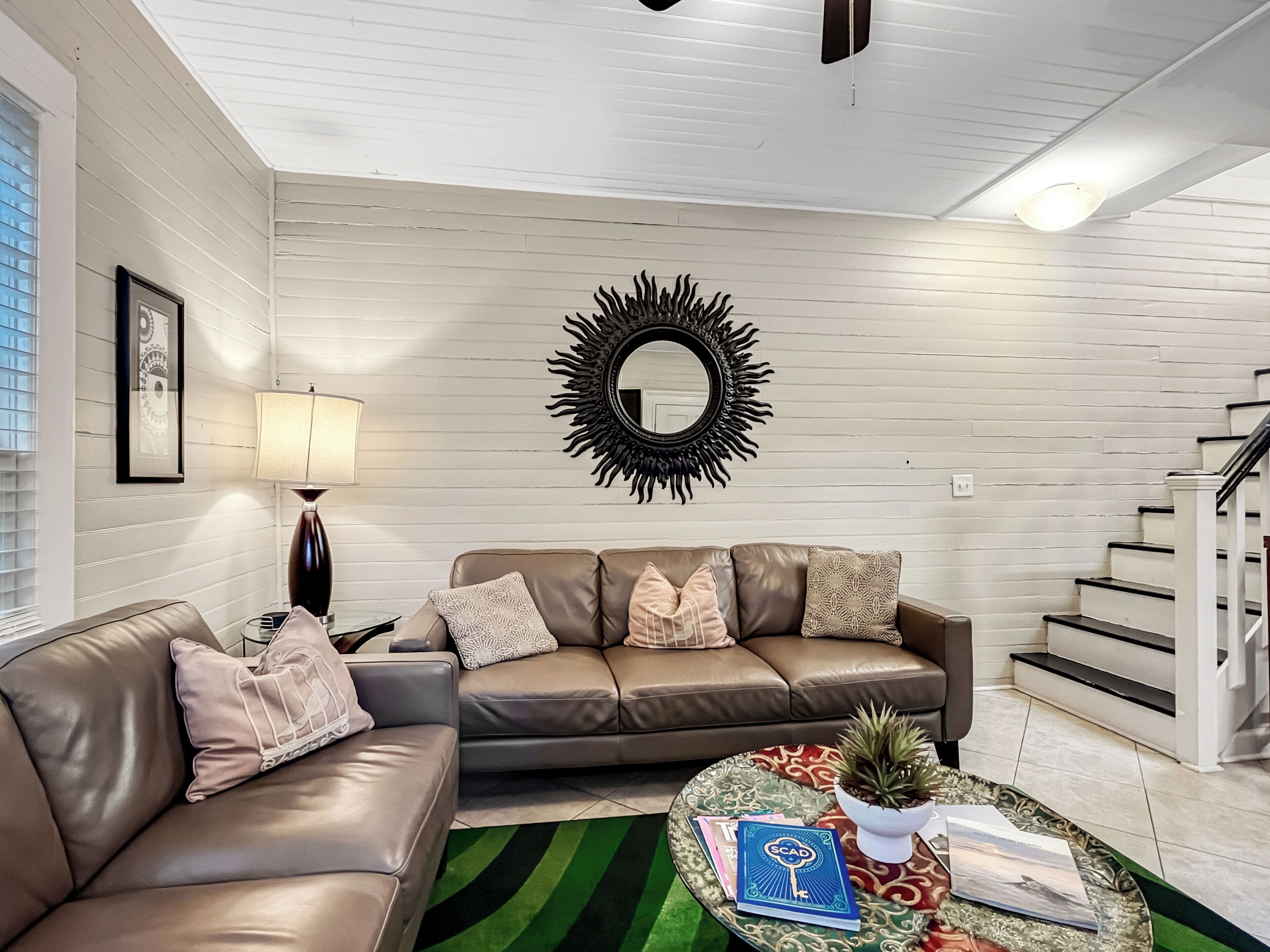 TV, fireplace, offices