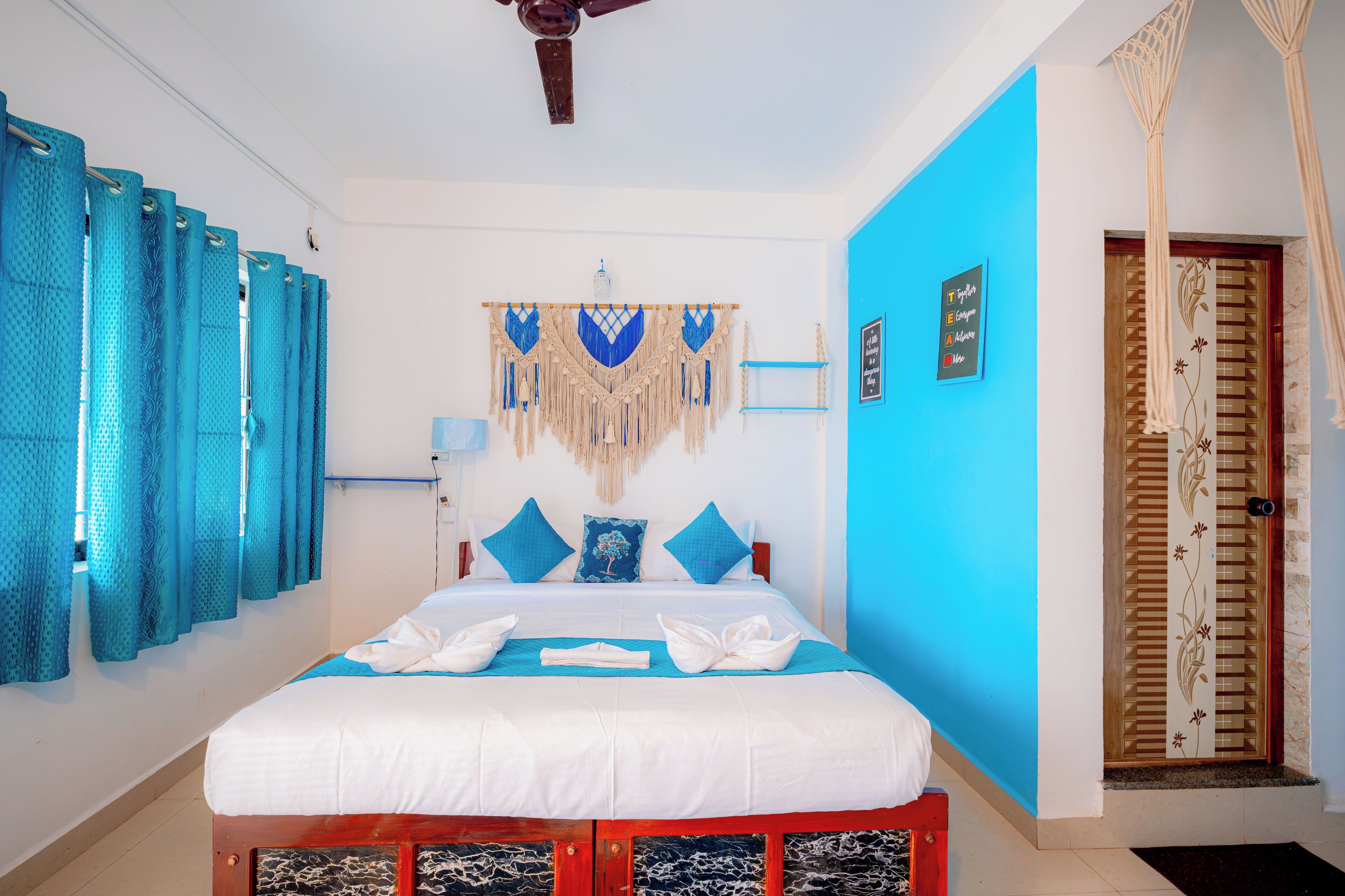 Doppia Superior, balcone, vista giardino | Insonorizzazione, Wi-Fi gratuito, lenzuola