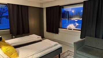 Basic Triple Room, Courtyard View