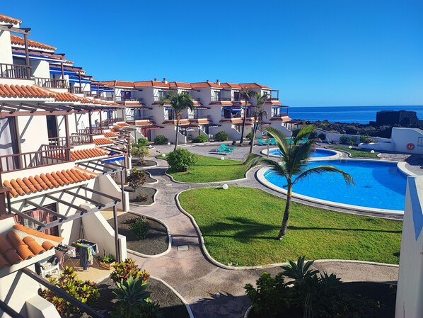 Pool - Lago Azul 32 (Breña Baja)