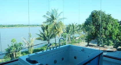 Pool villa rimkhong Nakhorn panom